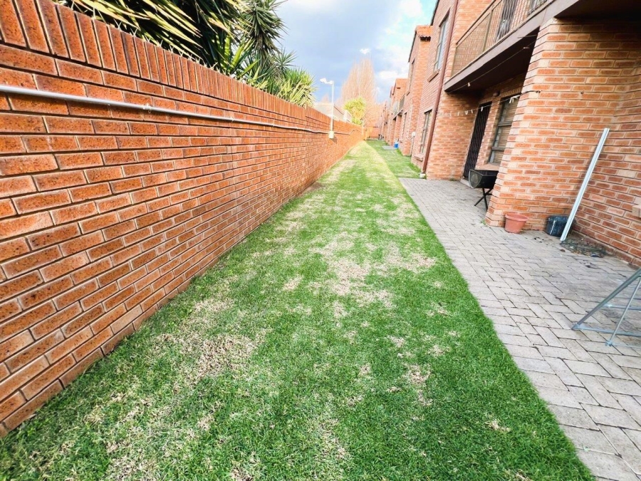 2 Bedroom Property for Sale in Bainsvlei Free State